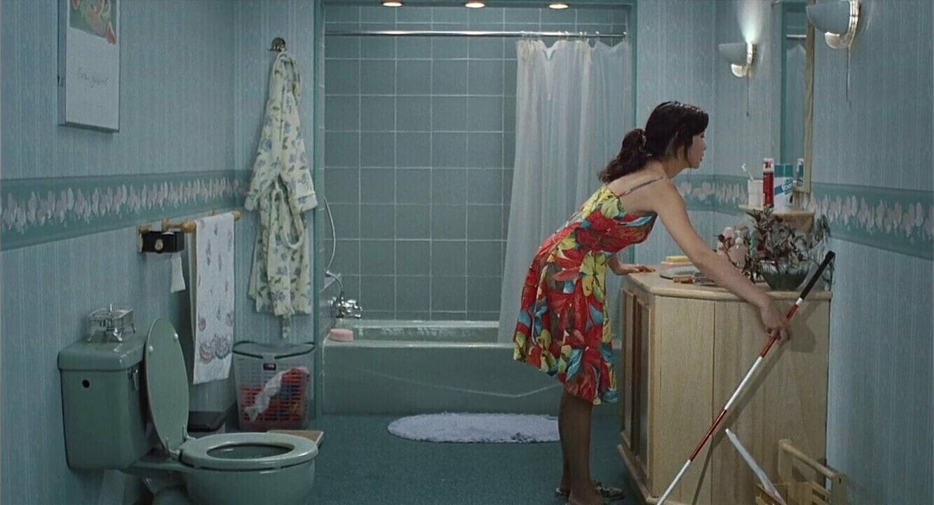 veronica strips showers