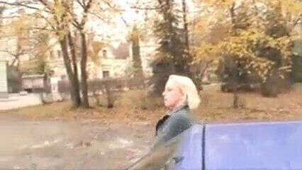 looking title this movie feat Petra