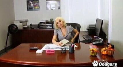 Horny Coworkers Have Lesbian Threesome