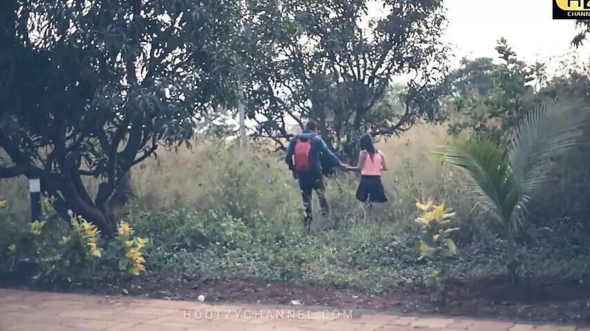 Jangal Mangal Couple Romantic Outdoor