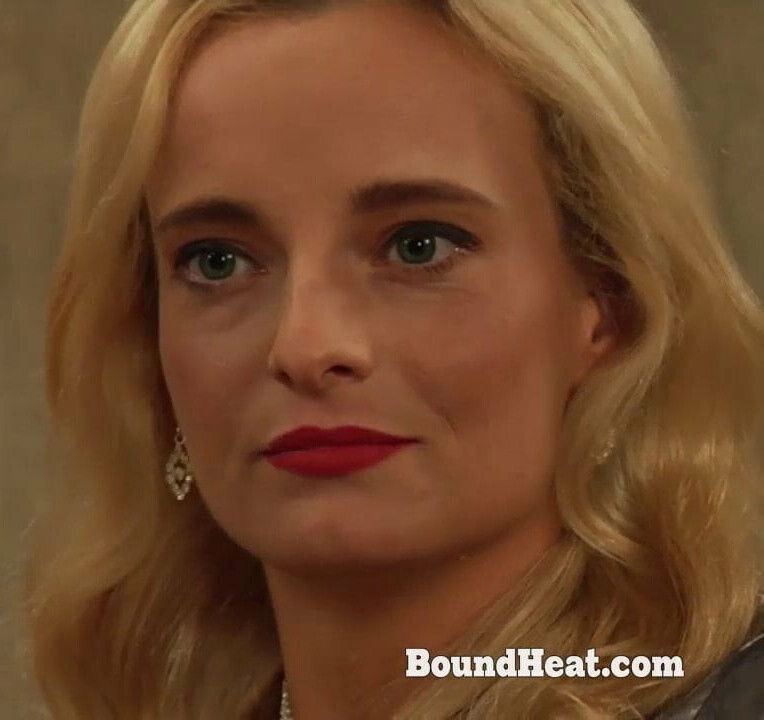 Dominant Merciless Madame Whipping Tied Slaves