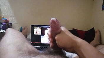 Joven Caliente, Masturb&aacute_ndose , en busca de Placer ,Y Queriendo hacer El amor.