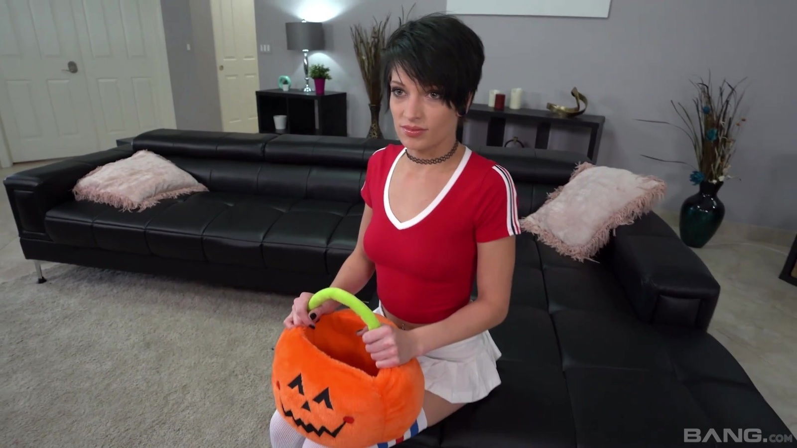 Short hair Kodi Jett gives head rides reverse cowgirl