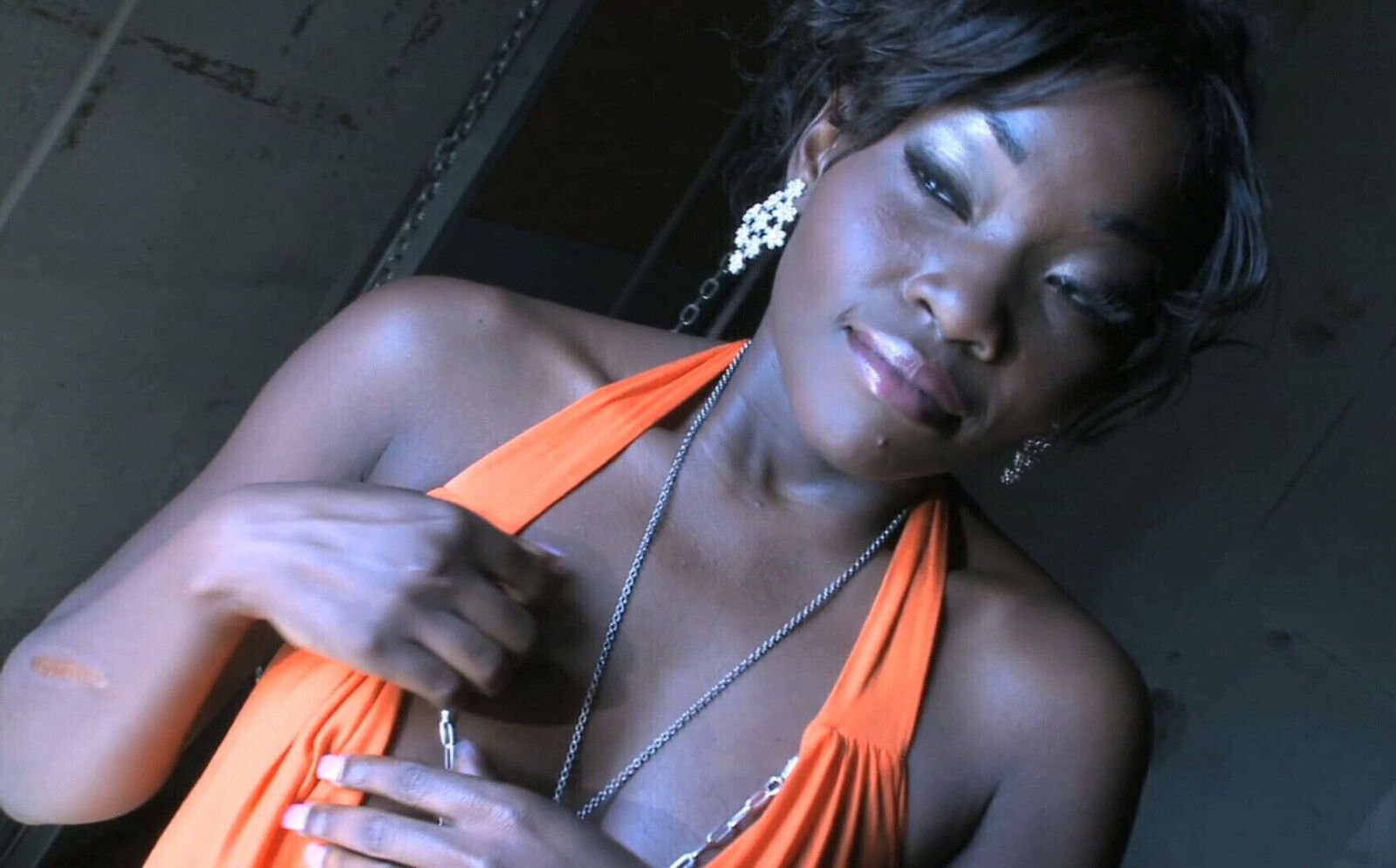 Ebony stunner Lovely gives great deepthroat