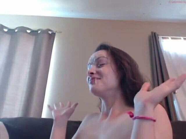 AMATEUR WEBCAM DOGGY MASSIVE FACIAL