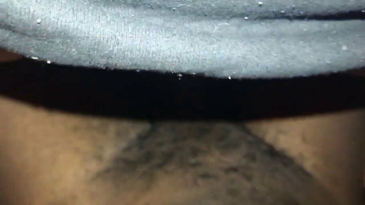 stretches gf’s pussy (bareback)