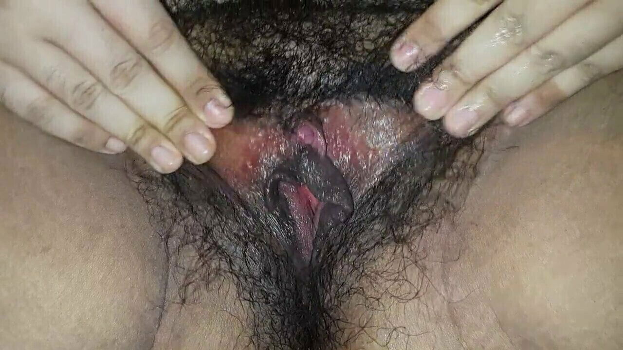 Almost squirt fingering hairy pussy