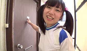 私はパパとお兄ちゃんの操り人形。貧乳パイパンまみちゃん