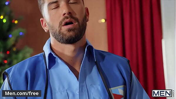 (Chris Damned) Spits (Tannor Reeds) Asshole Fingers Before Stretching With Dick