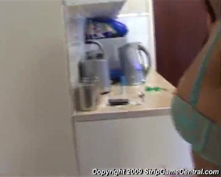 Charlie Tearry play Strip Darts