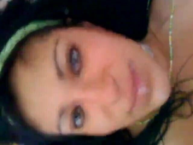 she ask me to fuck her and i can't refuse