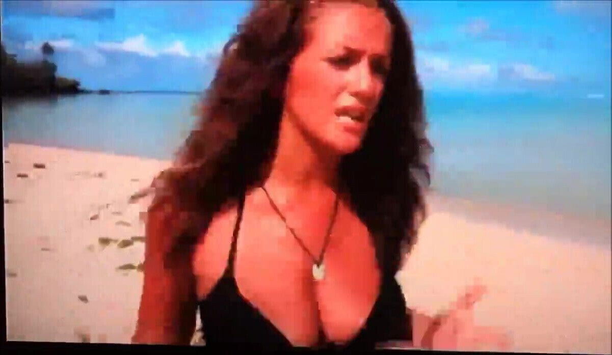 Bouncing Essex girl tits.