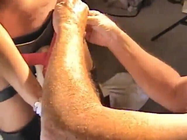 German Strapon Queen gives xHamster HARD CHRISTMAS