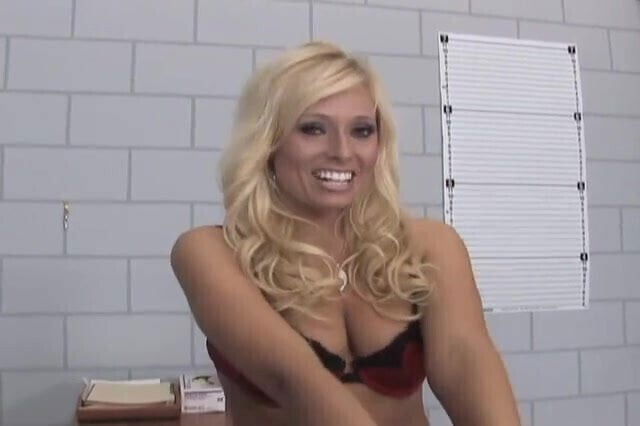 Caged Slut Angelina Ash