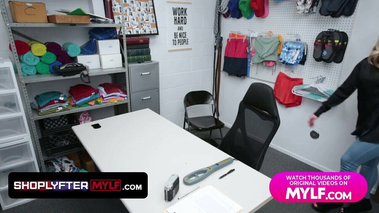 Blonde Milf Lisey Sweet Gets Suspended Shoplifting