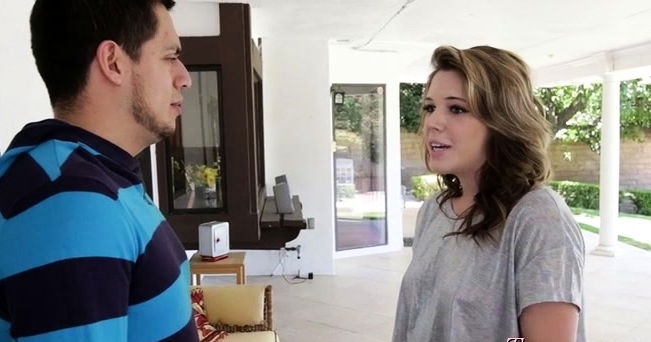 Playsome blonde Summer Lace enjoys being drilled