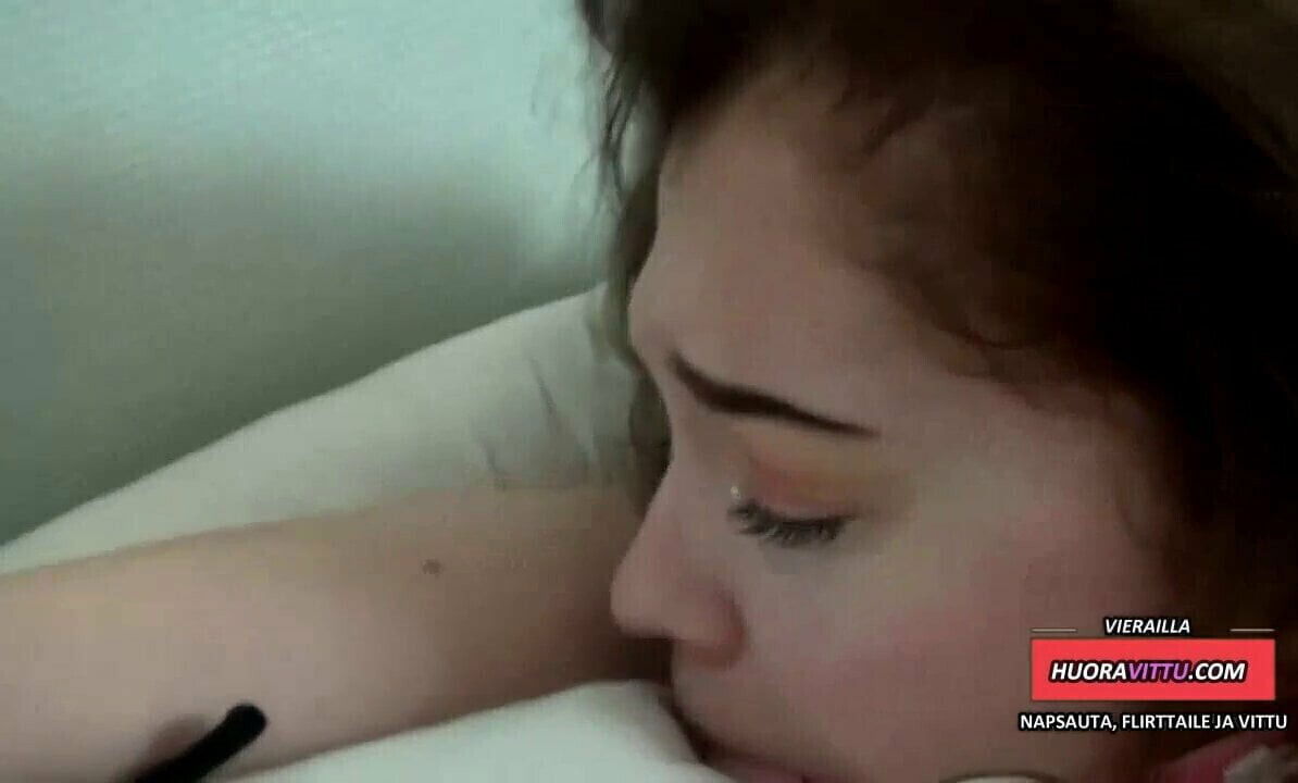 KOKEILLA JOTAIN VALOA BDSM