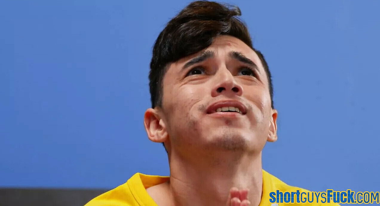 Chubby cougar rides blows hung short before titjob