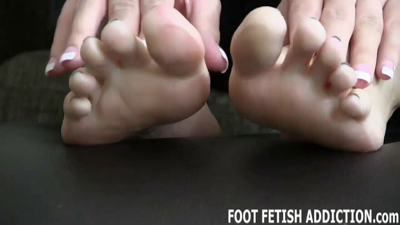 need feet pampered worshiped