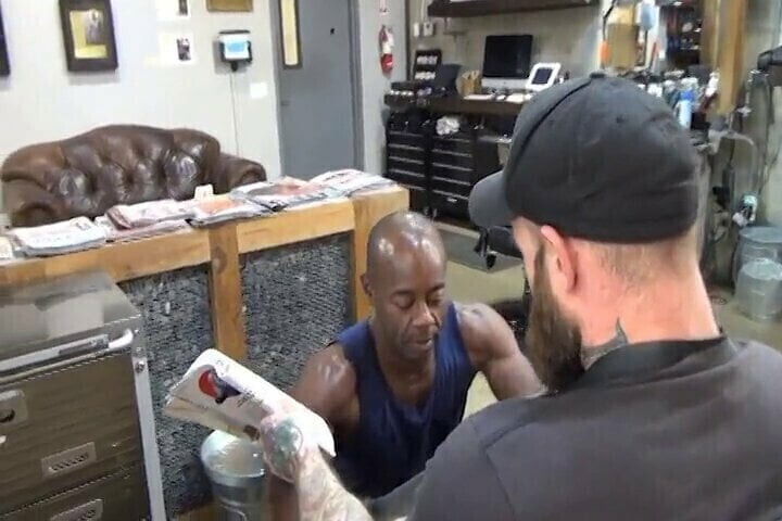 EVERYONE LIKES COCKS, WHITE BLACK