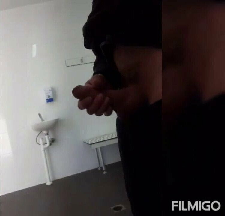 horny home washroom needing suck