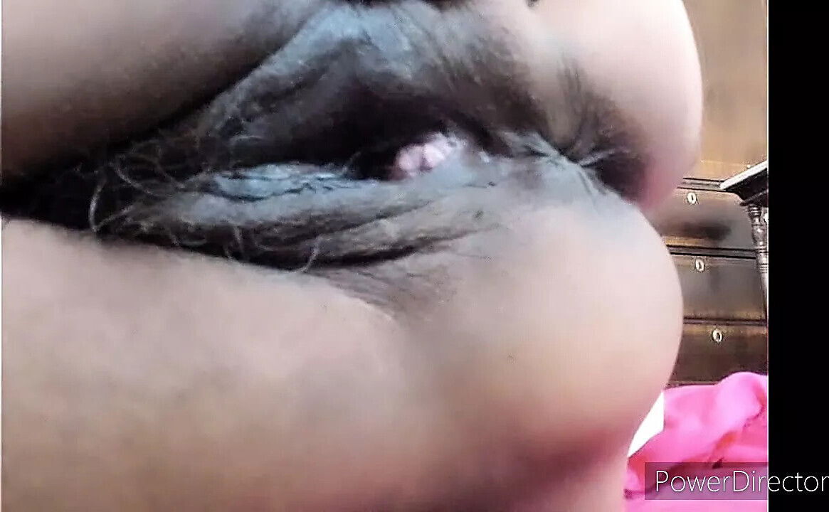 Naughty greedy mature hairy pussy wants fucked hard