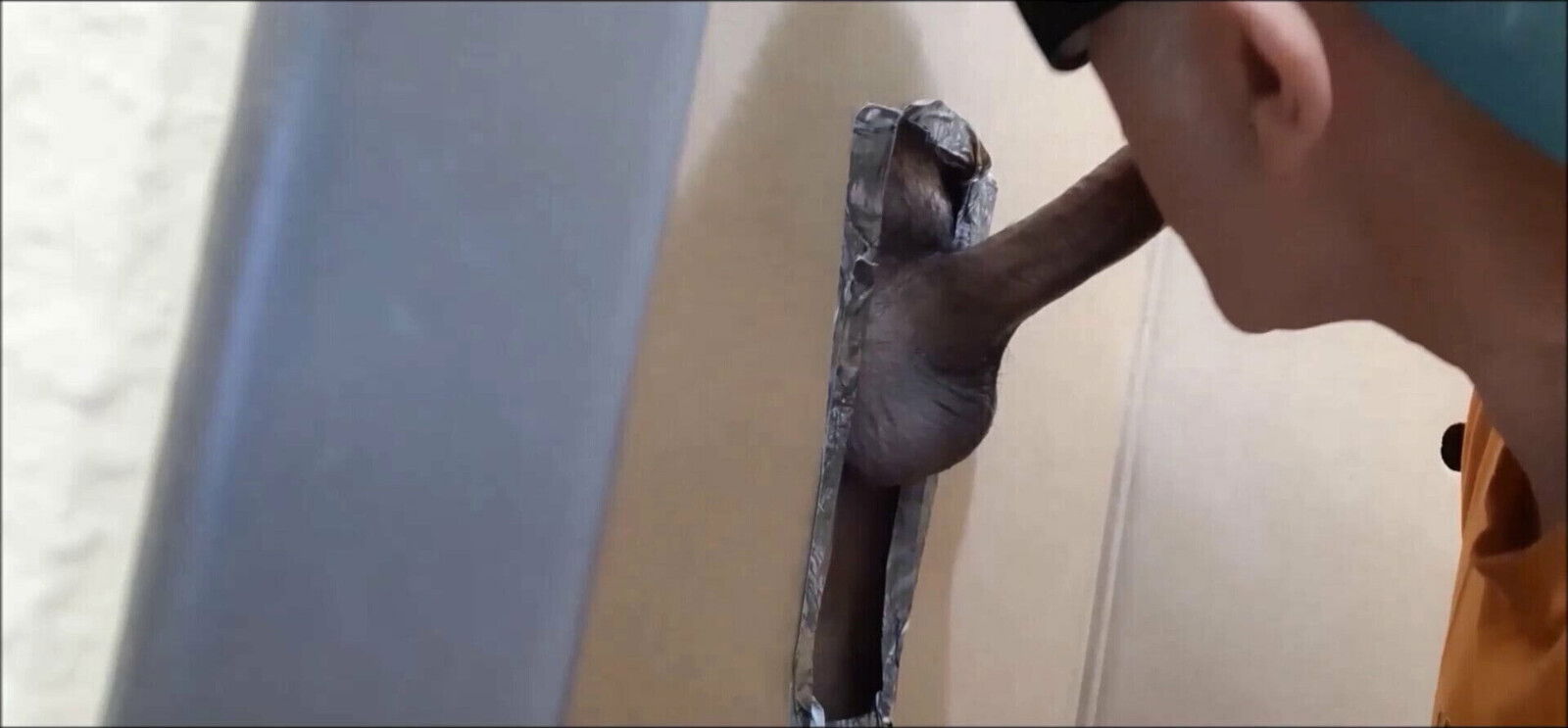 Sucking Loads from Young Swimmer Hotel Gloryhole