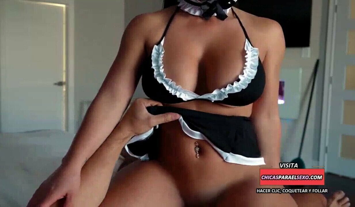 SPANISH DONCELLA LATINA PERMITE JEFE FOLLA