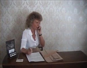 Sexy British Milf Meets Young Boy For Sex !