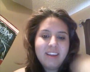  Chubby latina hairy pussy masturbating on webcam