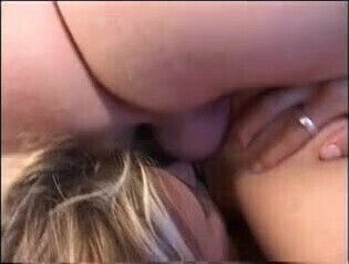 Threesome with sexy bitch getting ass fucked 