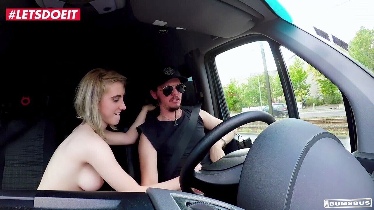 louise, nesbit, petite