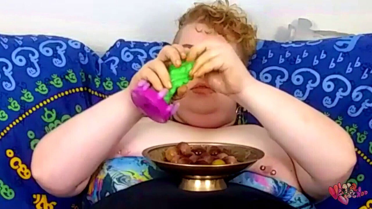 solo, alien belly, velma voodoo