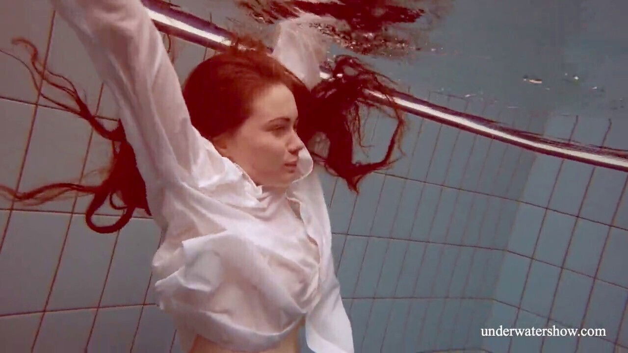 Teen lola, body play heisse