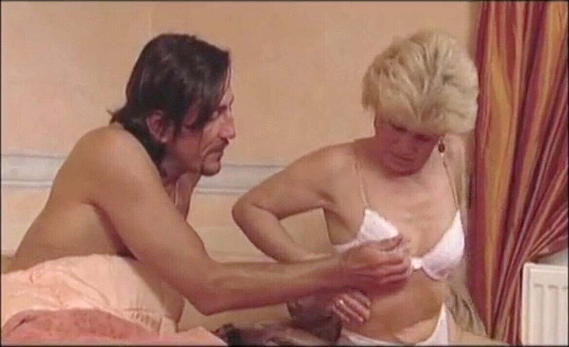 Effie, older grandma, granny effie