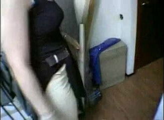 Wendie show to Harry