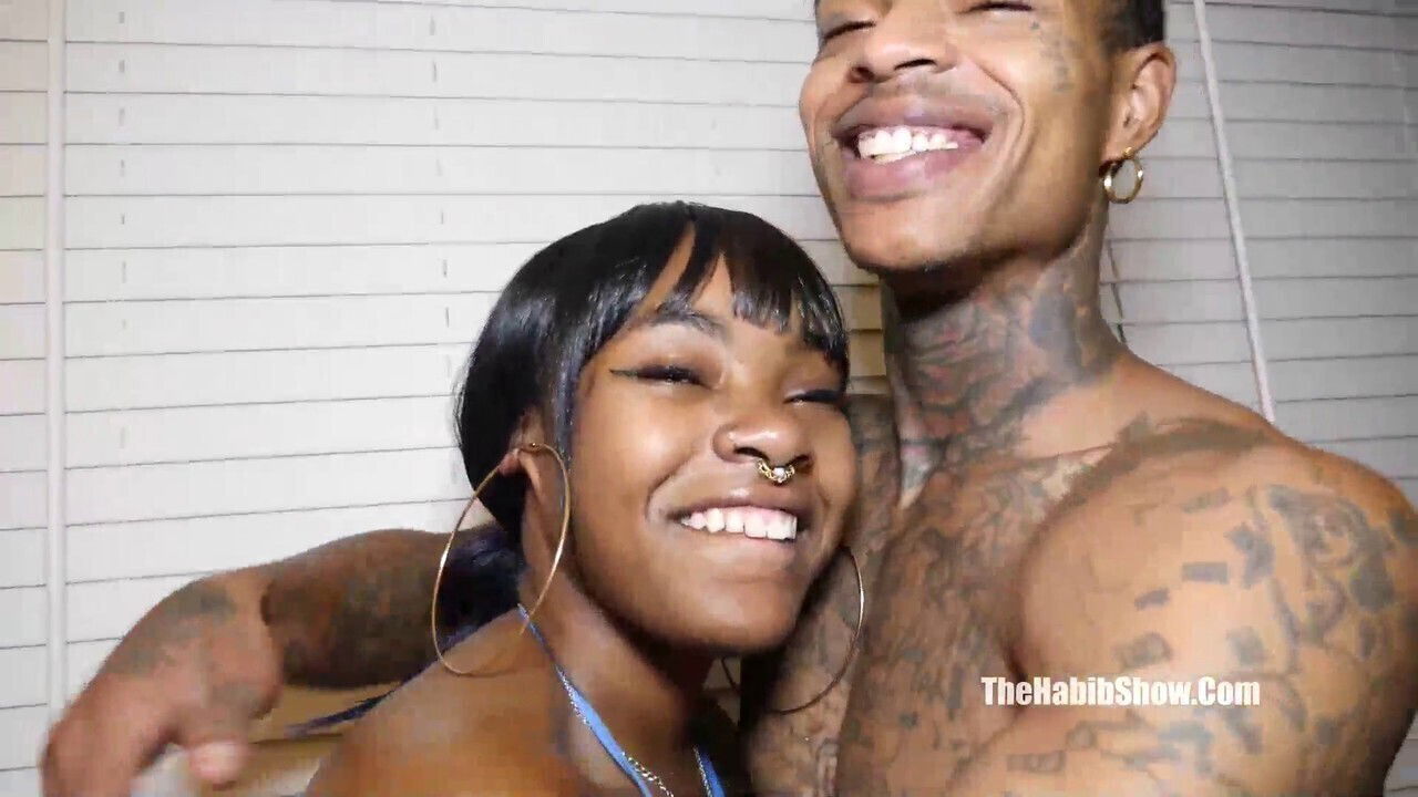 Hood, hood amateur, hood ebony