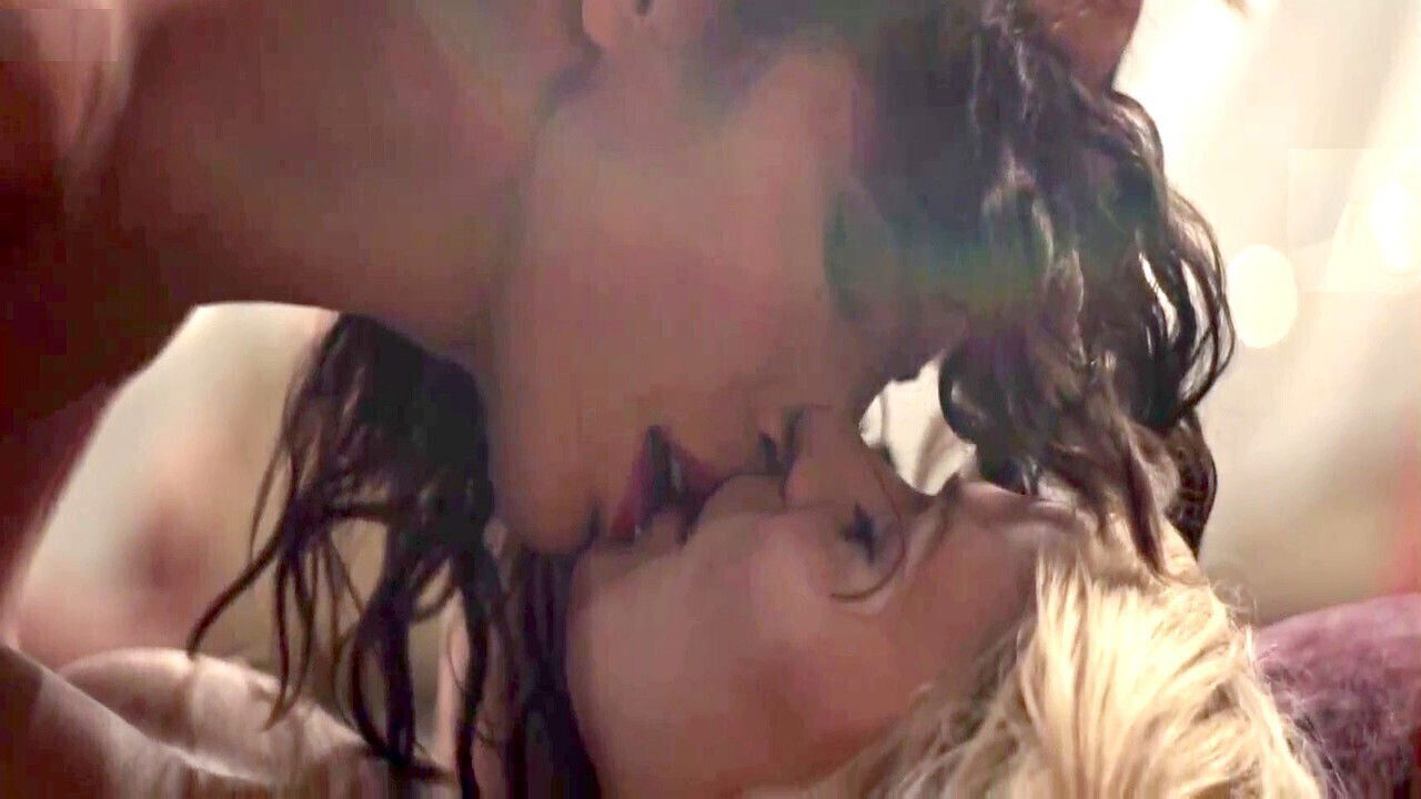 Celebrity lesbian, chloe nicoles, celebrity