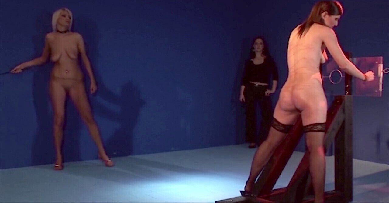 Maya gets whip, peitschen, whipped