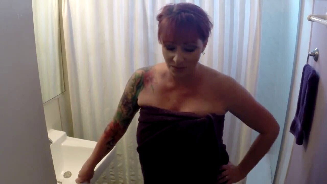 Homemade milf, mature huge udders, udders