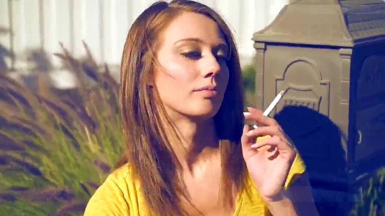 Kassie kay, smoker, tattoo smoking