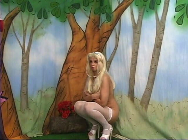 Ultra busty slave licks and sucks dom's feet and gets mounted 