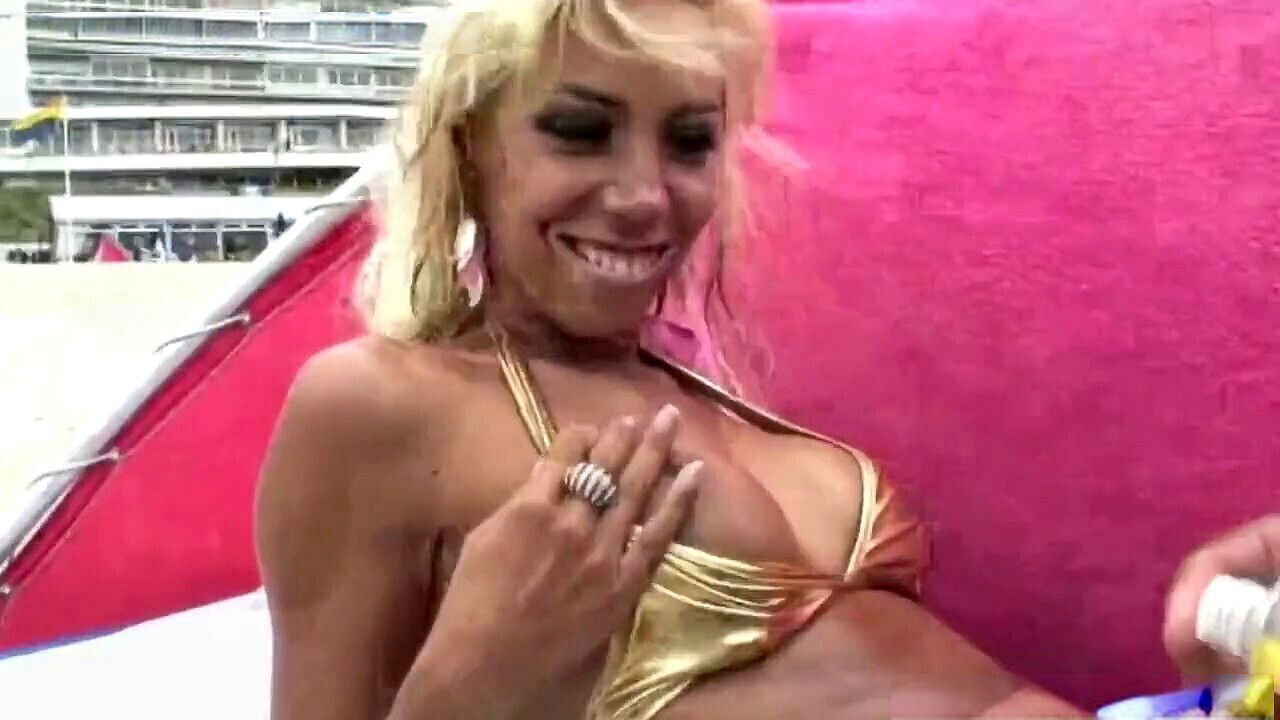 Masaje, dutch carmen diaz, blond