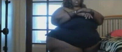 Big beautifull black babe