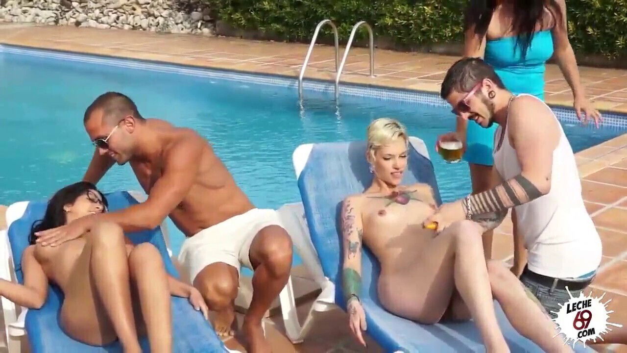 Bisex, latinas bisex, laarzen