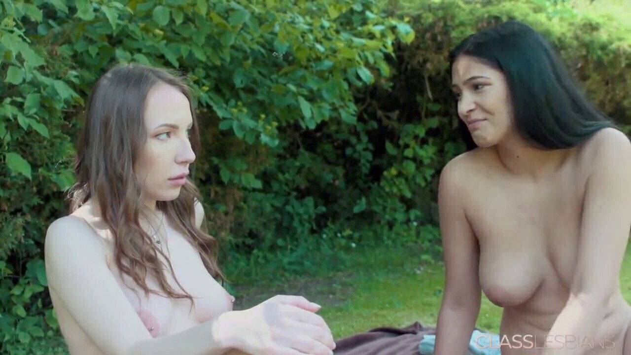 Recent, destinationkat dirty fingering manyvids, lesbian outdoor