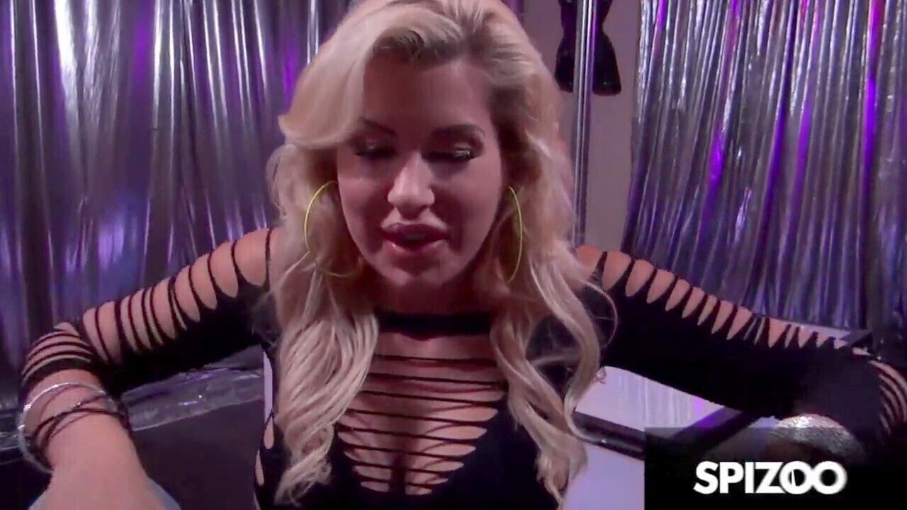 Strip, suck bubble butt