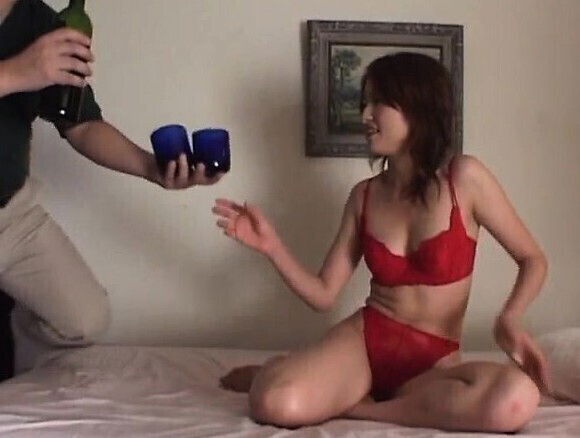 Juicy brunette Jyuri Yoshino gets nipples licked