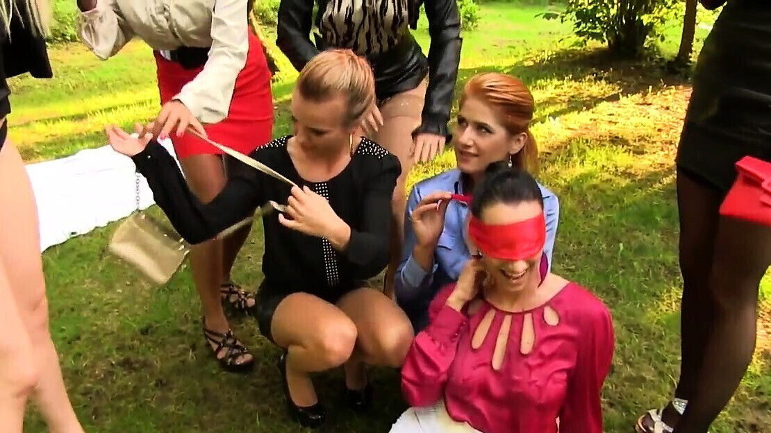 Redheaded pissed over