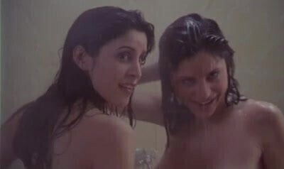 Annie & Alicia Sorell - Shower Scene french
